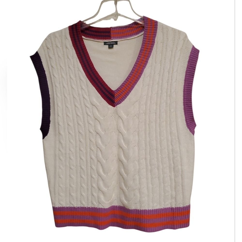 Wild Fable  Oversized V-Neck Cable Knit Sleeveless Sweater Vest Size XS